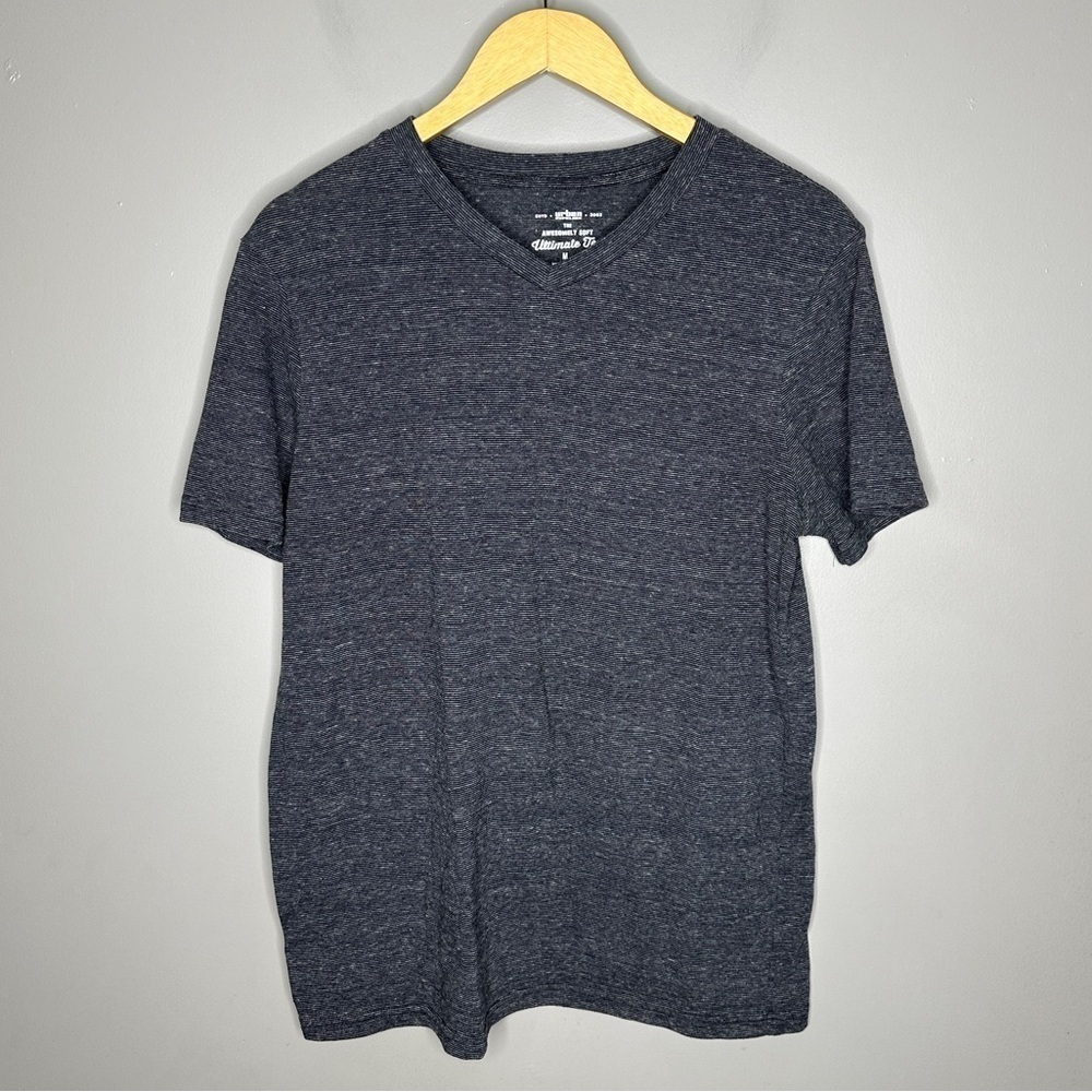 Urban pipeline Striped Vneck short sleeve ultimate tee